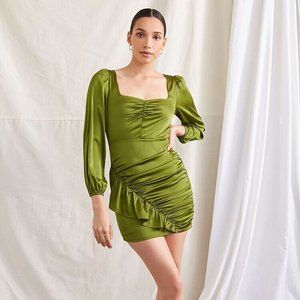 Forever 21 / Green Satin Ruched Mini Dress